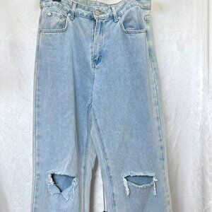 Light Wash Distressed Straight Leg Jeans | Size L